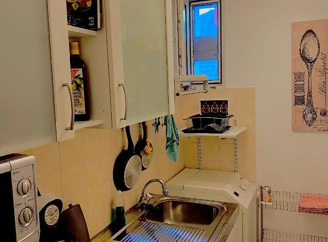 Klein Aber Dein... Lägenhet *